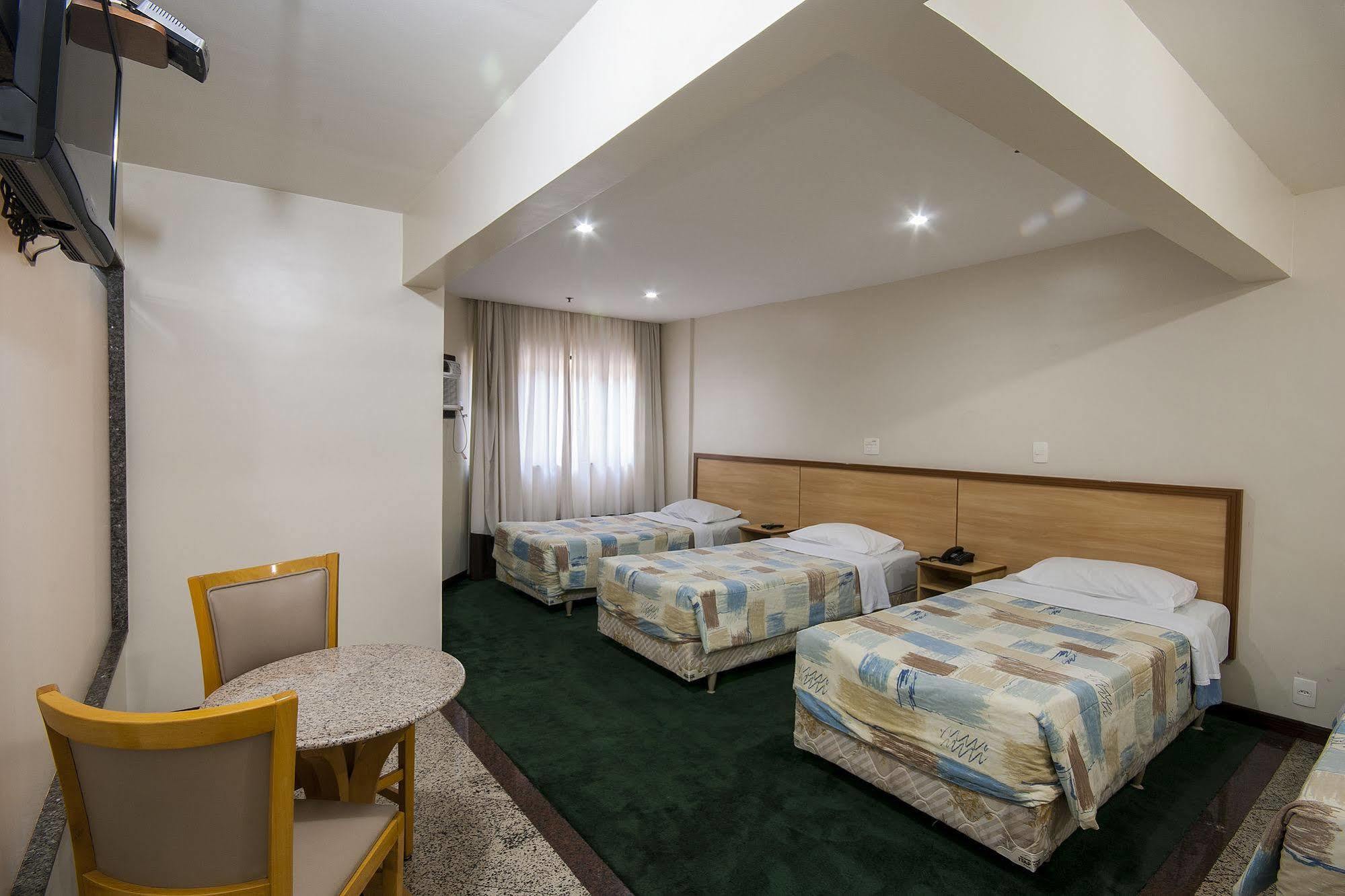 Quarto Deluxe Económico
